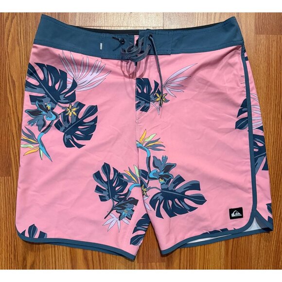 Quiksilver Surfsilk Scallop Board Shorts Moonlite Mauve Mens 33 8" Swim Trunks - Picture 1 of 6
